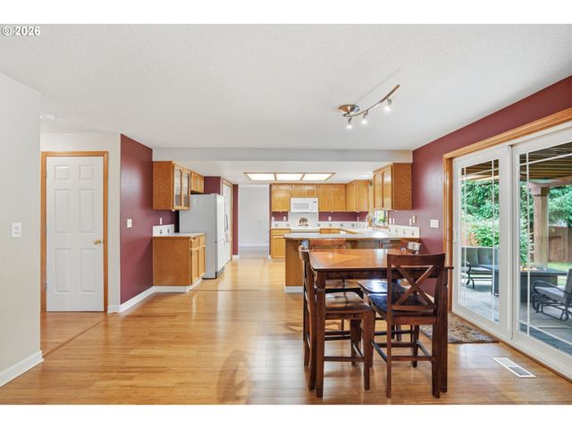 606 Ne 148TH St, Vancouver, WA 98685
