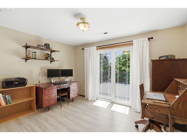 606 Ne 148TH St, Vancouver, WA 98685