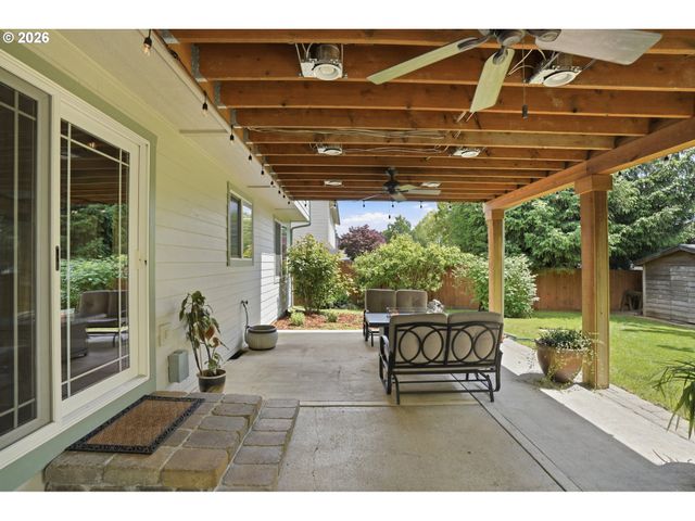 606 Ne 148TH St, Vancouver, WA 98685