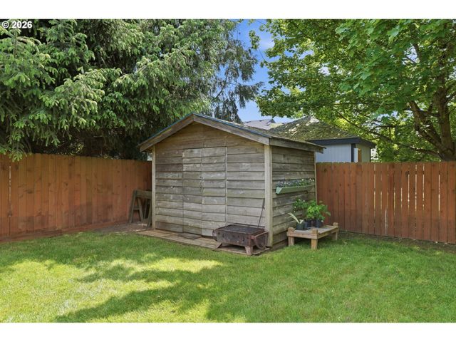 606 Ne 148TH St, Vancouver, WA 98685