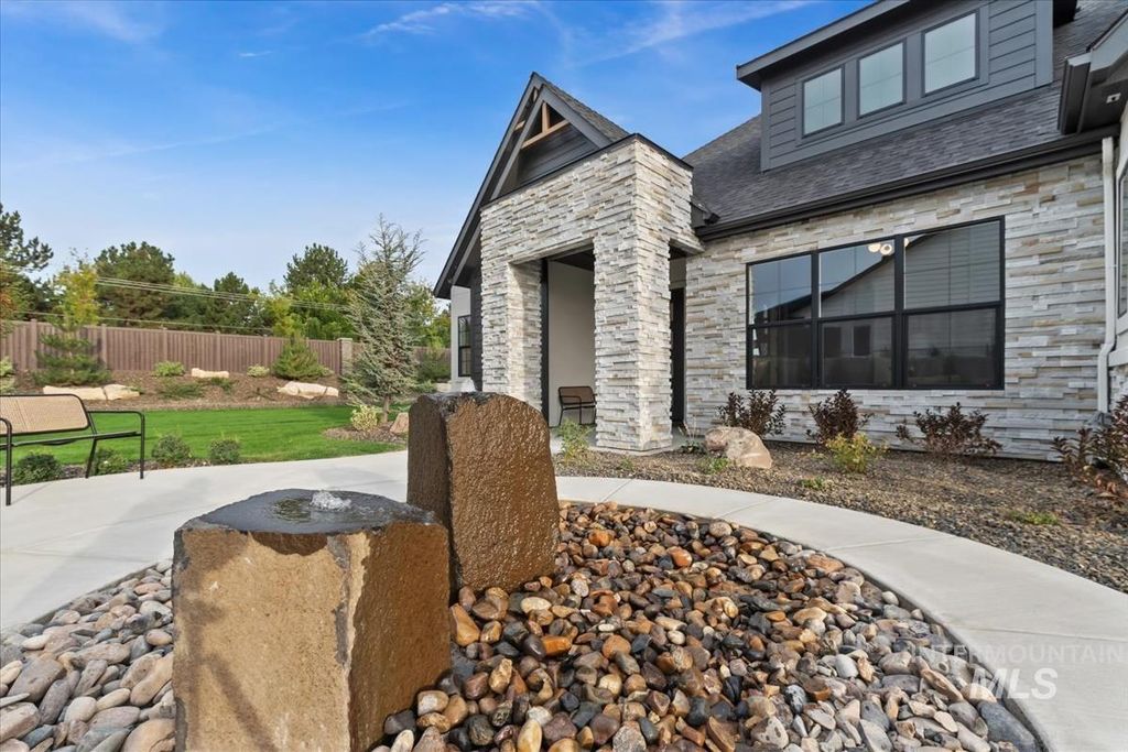 1934 W Yellowstone Dr, Eagle, ID 83616 photo 3