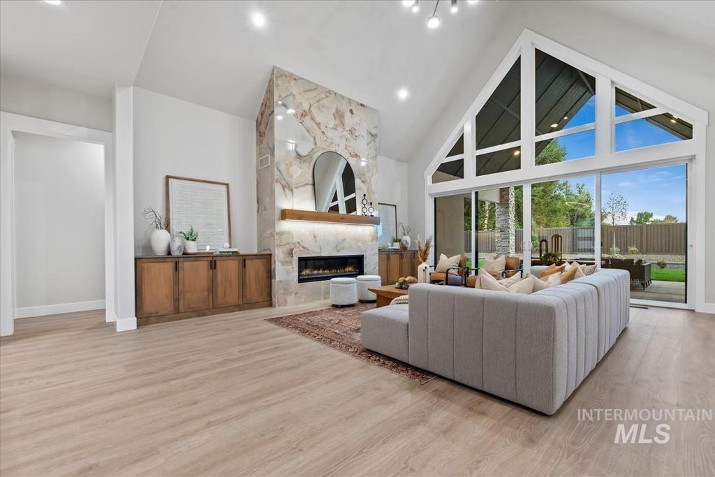 1934 W Yellowstone Dr, Eagle, ID 83616 photo 7