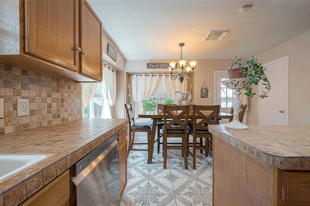 4603 Daisy Meadow Drive, Katy, TX 77449