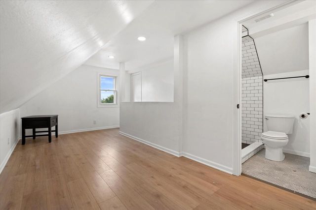 4561 S Kansas AVENUE, Saint Francis, WI 53235