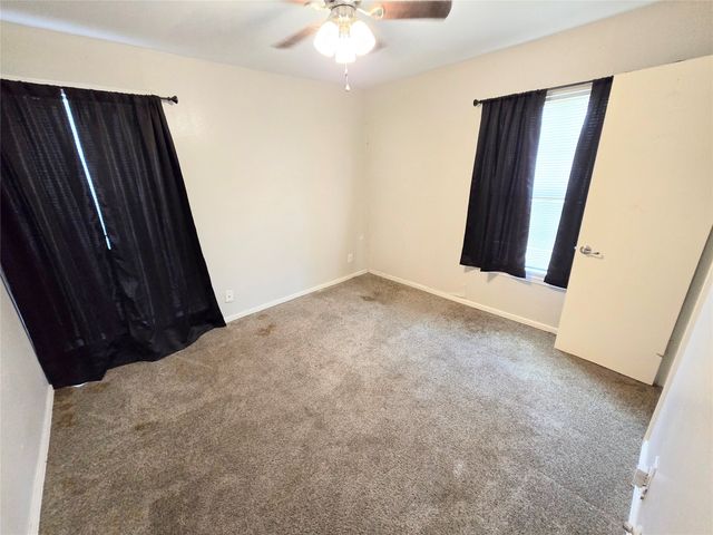 3103 Elsie Faye Heggins Street, Dallas, TX 75215