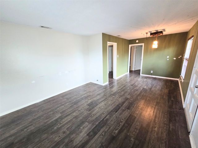 3103 Elsie Faye Heggins Street, Dallas, TX 75215