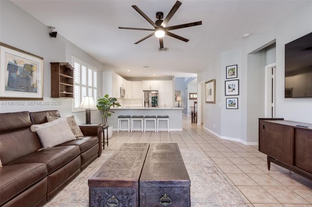 1280 Majesty Ter, Weston, FL 33327