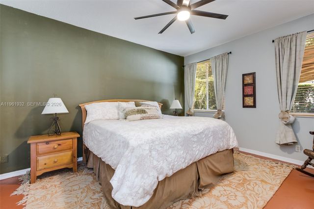 1280 Majesty Ter, Weston, FL 33327