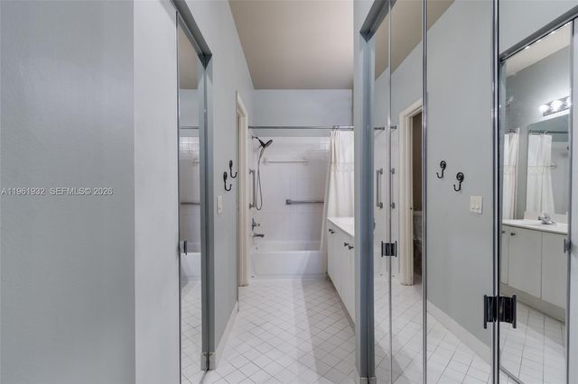 1280 Majesty Ter, Weston, FL 33327