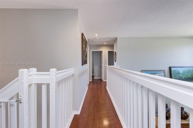 1280 Majesty Ter, Weston, FL 33327