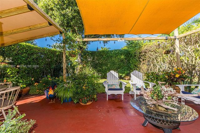 1280 Majesty Ter, Weston, FL 33327