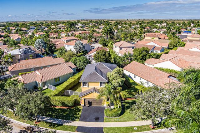 1280 Majesty Ter, Weston, FL 33327