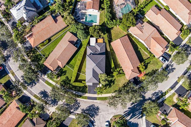 1280 Majesty Ter, Weston, FL 33327