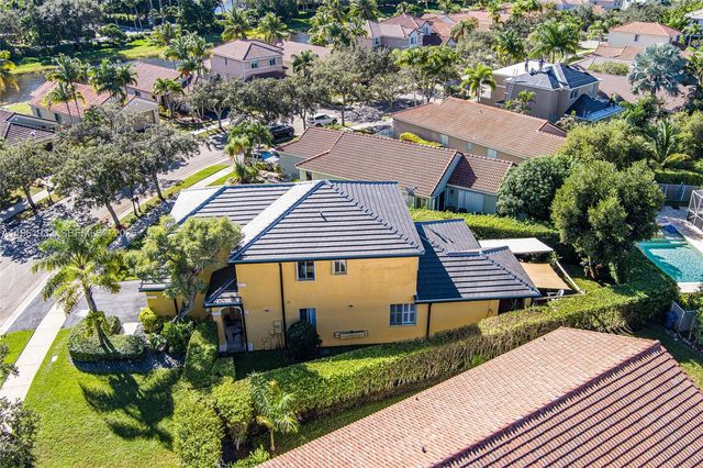 1280 Majesty Ter, Weston, FL 33327