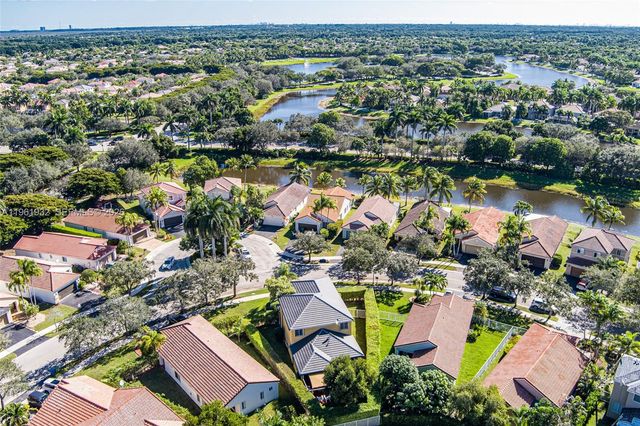 1280 Majesty Ter, Weston, FL 33327