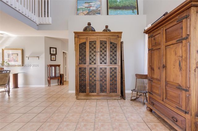 1280 Majesty Ter, Weston, FL 33327