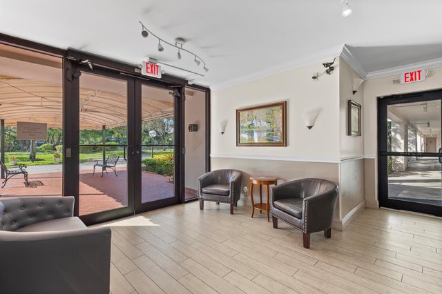 3250 N Palm Aire Drive 904, Pompano Beach, FL 33069