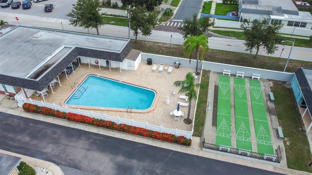13940 ANONA HEIGHTS DRIVE 70, Largo, FL 33774