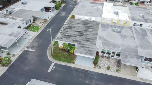 13940 ANONA HEIGHTS DRIVE 70, Largo, FL 33774