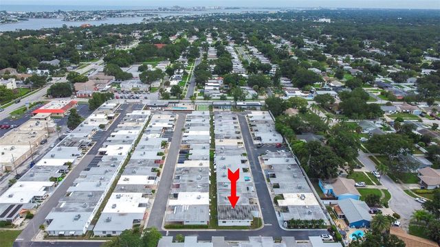 13940 ANONA HEIGHTS DRIVE 70, Largo, FL 33774