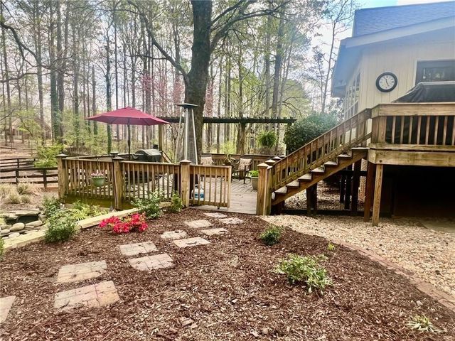 9635 Red Bird Lane, Johns Creek, GA 30022