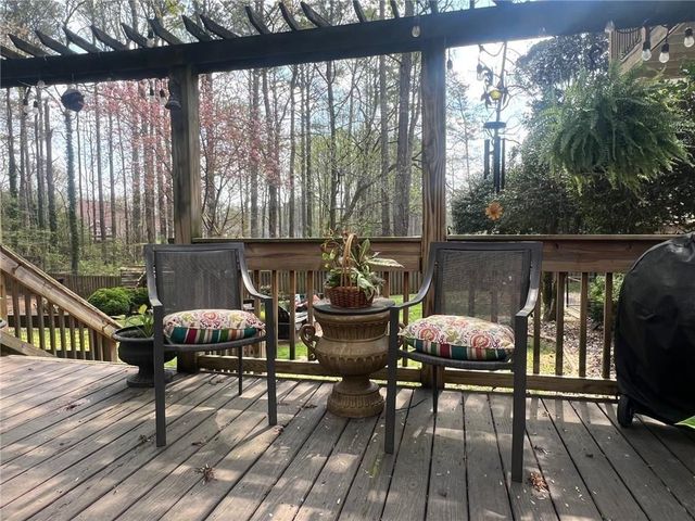 9635 Red Bird Lane, Johns Creek, GA 30022