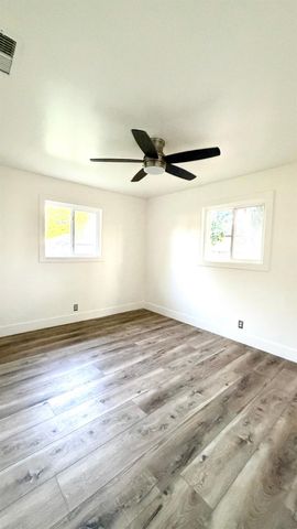 6701 Golf View Dr, Sacramento, CA 95822