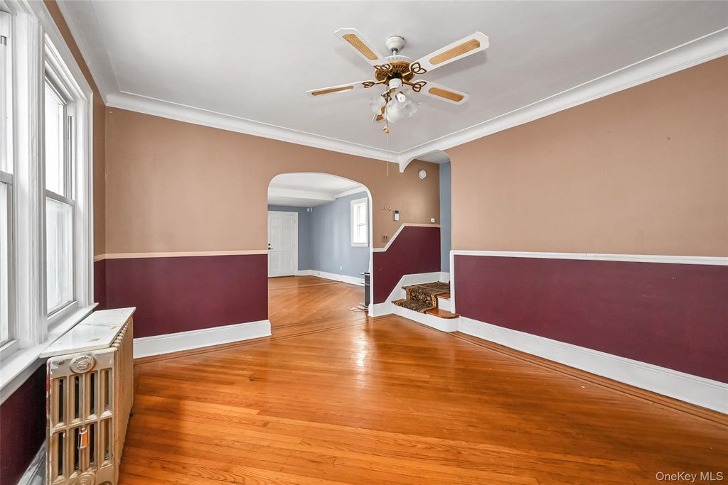 89-18 220th Street, Queens Village, NY 11427 — photo 4
