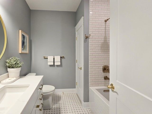 2934 Green Hills Drive, Ames, IA 50014