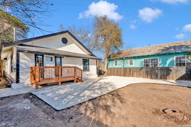 439 W Lubbock St, San Antonio, TX 78204
