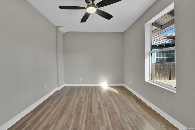 439 W Lubbock St, San Antonio, TX 78204