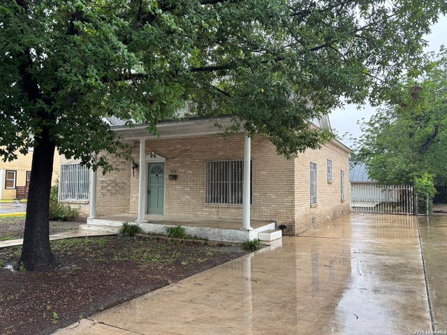 1021 S Alamo, San Antonio, TX 78210