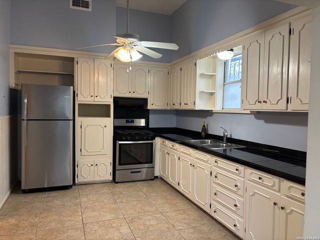 1021 S Alamo, San Antonio, TX 78210