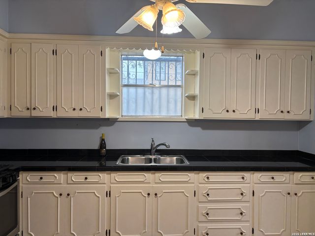 1021 S Alamo, San Antonio, TX 78210