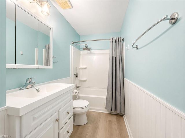 2021 Tidemill Haven Ln LN, Hayes, VA 23072