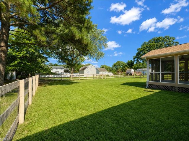 2021 Tidemill Haven Ln LN, Hayes, VA 23072