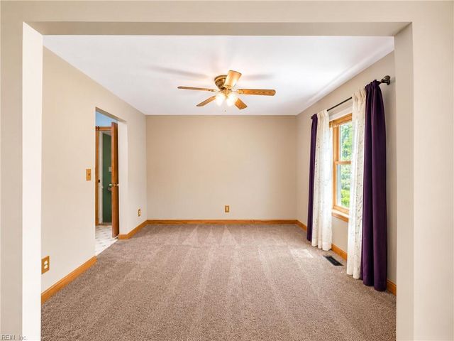 2021 Tidemill Haven Ln LN, Hayes, VA 23072