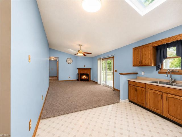 2021 Tidemill Haven Ln LN, Hayes, VA 23072