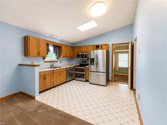 2021 Tidemill Haven Ln LN, Hayes, VA 23072