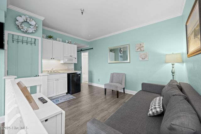 602 W Ft Macon Road 148, Atlantic Beach, NC 28512