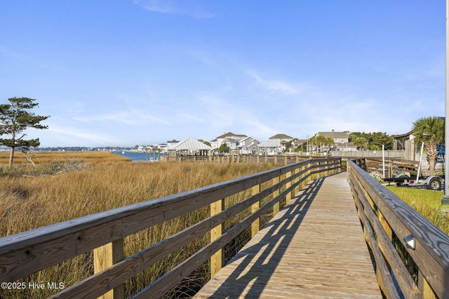 602 W Ft Macon Road 148, Atlantic Beach, NC 28512