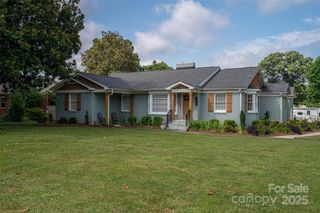 806 South Point Road, Belmont, NC 28012