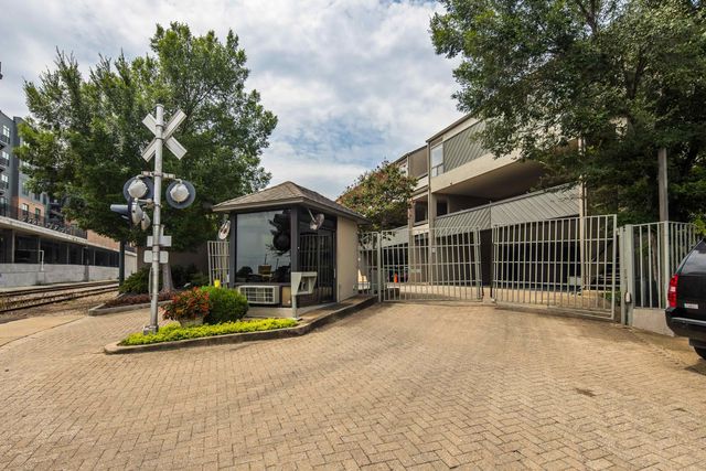369 Riverbluff Pl Apt 3, Memphis, TN 38103