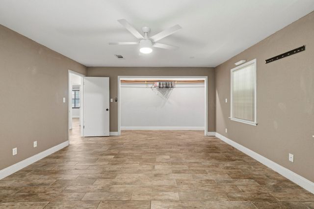 16101 Bluebird Street, Santa Fe, TX 77517