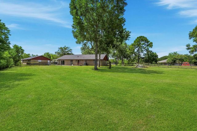16101 Bluebird Street, Santa Fe, TX 77517