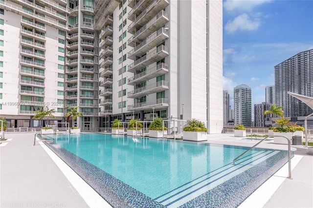 690 SW 1st Ct 1017, Miami, FL 33130