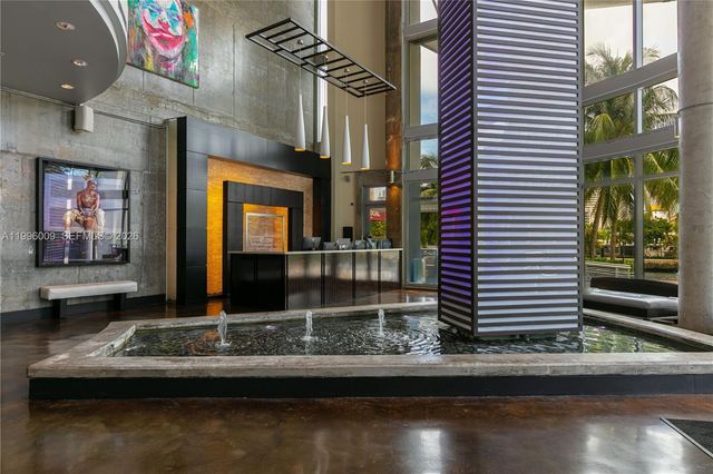 690 SW 1st Ct 1017, Miami, FL 33130