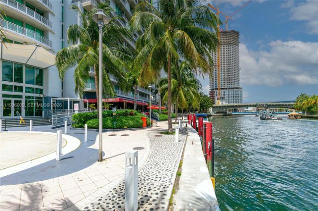 690 SW 1st Ct 1017, Miami, FL 33130