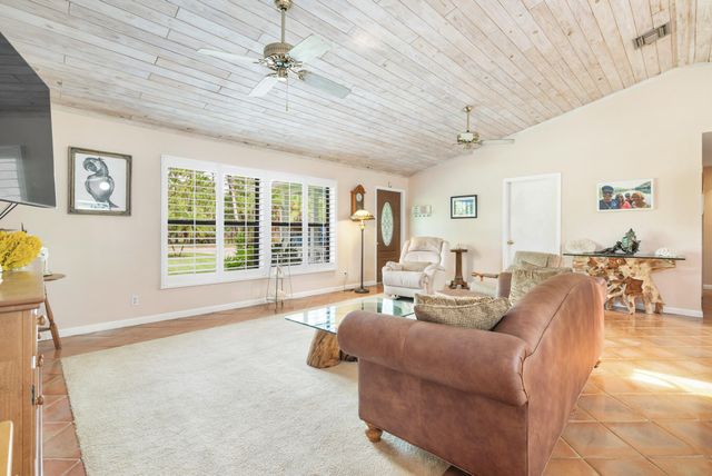 14654 Peace River Way, Palm Beach Gardens, FL 33418