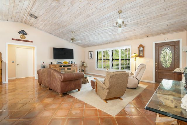14654 Peace River Way, Palm Beach Gardens, FL 33418